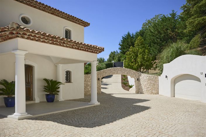 Image No.3-5 Bed House for sale