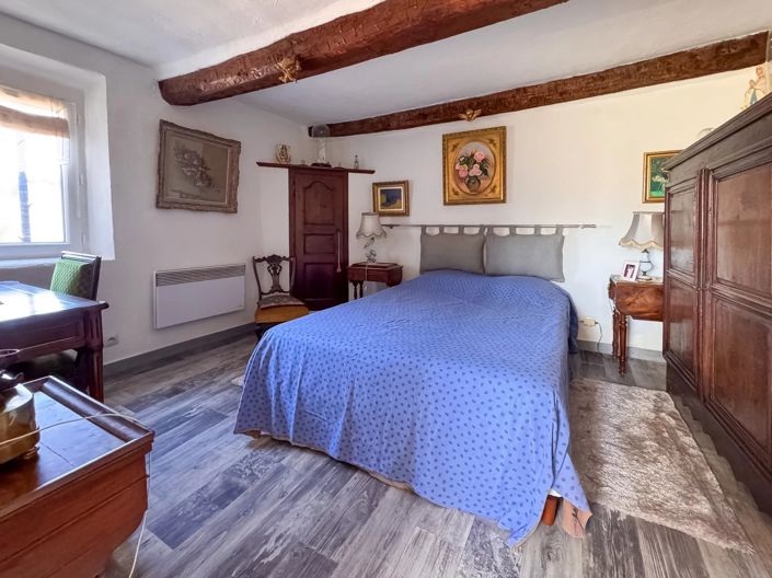 Image No.23-4 Bed House for sale