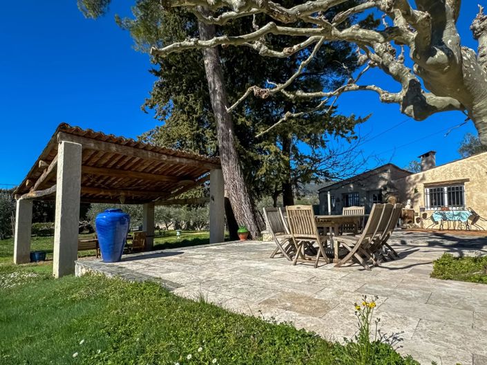 Image No.3-4 Bed House for sale