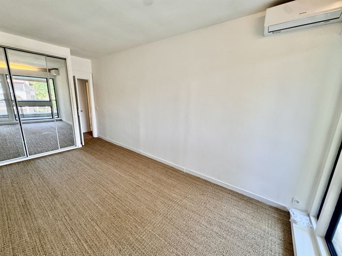 Image No.15-3 Bed Apartment for sale