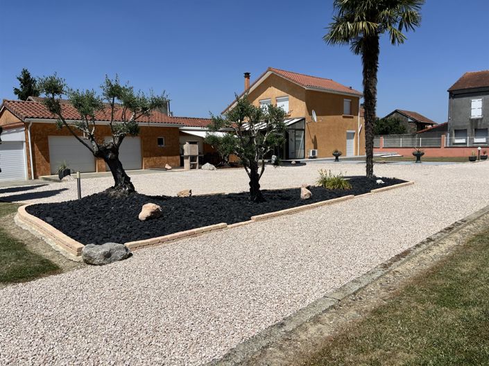 Image No.21-3 Bed House for sale