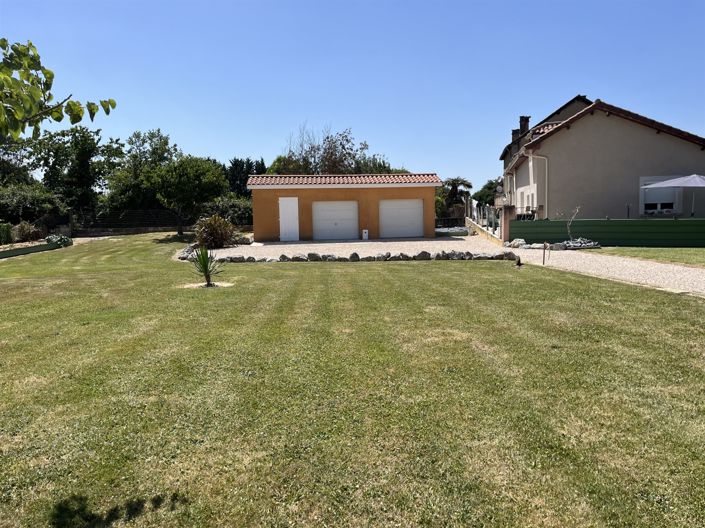Image No.24-3 Bed House for sale