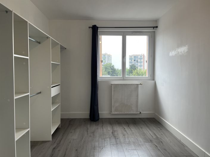 Image No.6-3 Bed Apartment for sale
