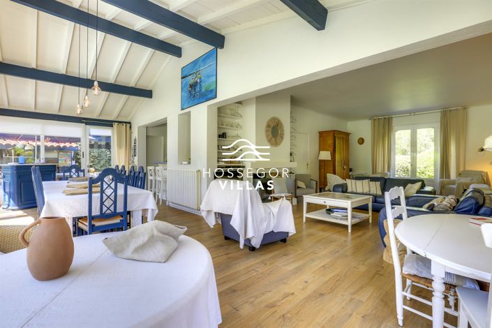 Image No.6-5 Bed House for sale