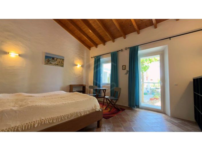 Image No.24-5 Bed House for sale