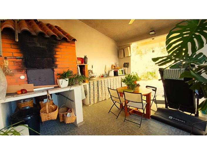 Image No.38-4 Bed House for sale