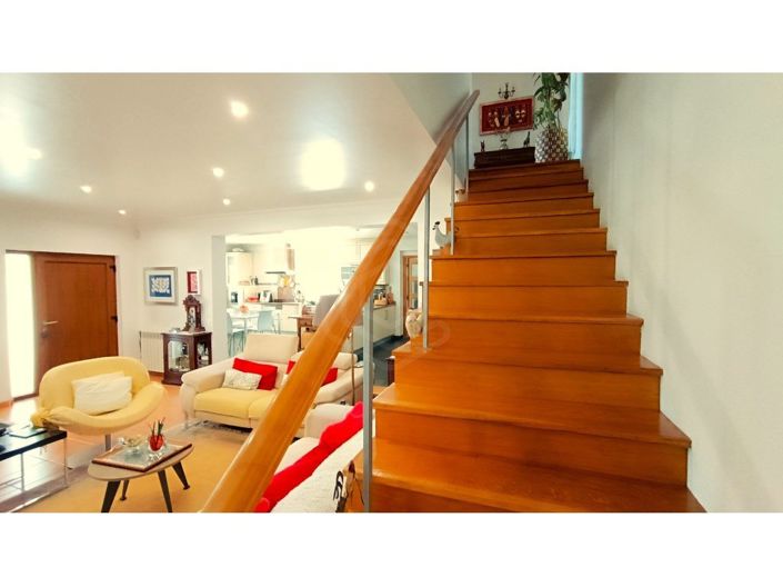 Image No.46-4 Bed House for sale