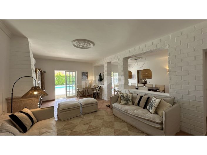 Image No.11-4 Bed House for sale
