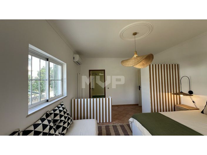 Image No.17-4 Bed House for sale