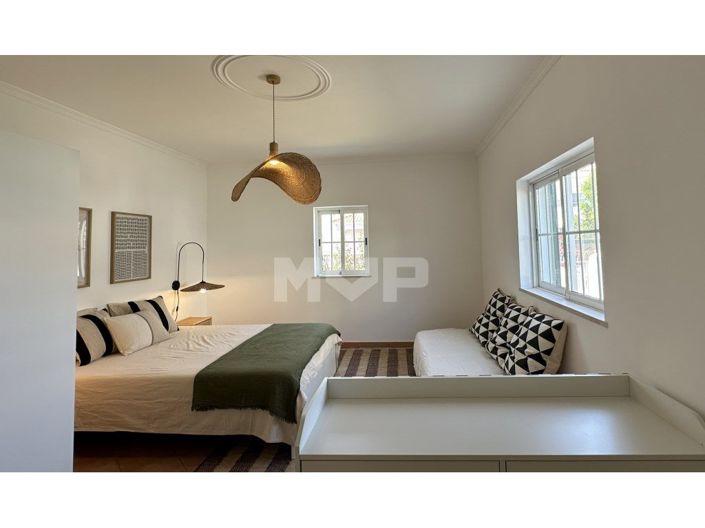 Image No.18-4 Bed House for sale