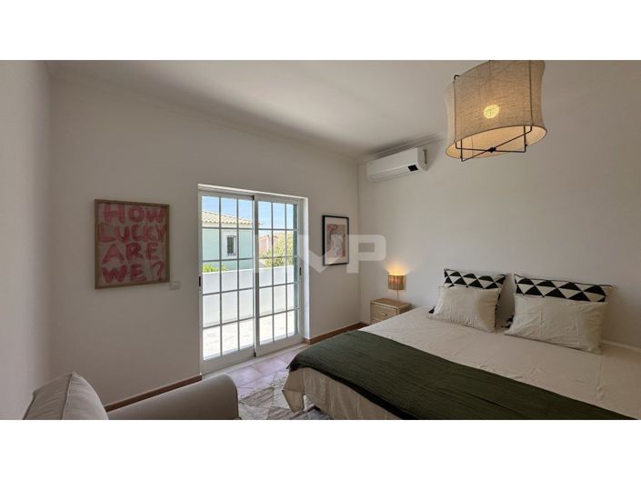 Image No.23-4 Bed House for sale