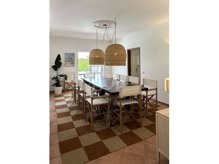 Image No.31-4 Bed House for sale
