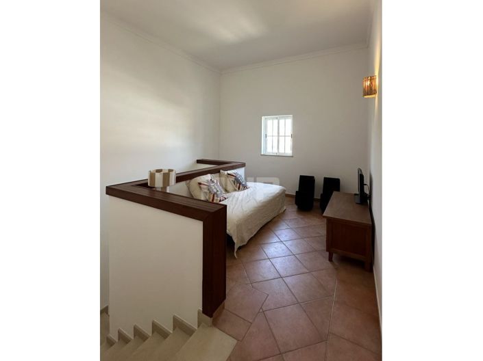 Image No.35-4 Bed House for sale