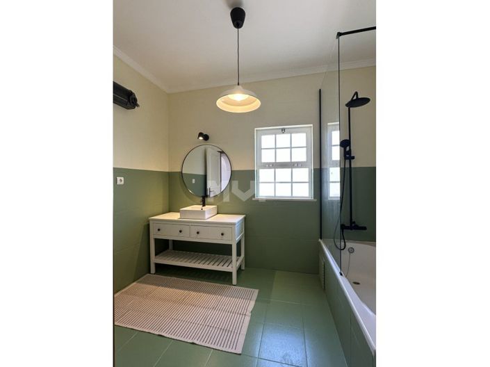 Image No.36-4 Bed House for sale