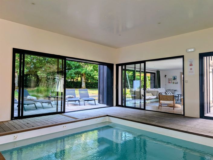 Image No.17-6 Bed House for sale