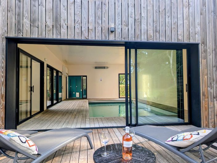 Image No.18-6 Bed House for sale