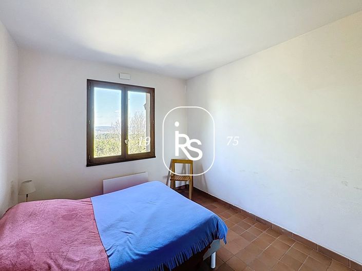 Image No.10-5 Bed House for sale