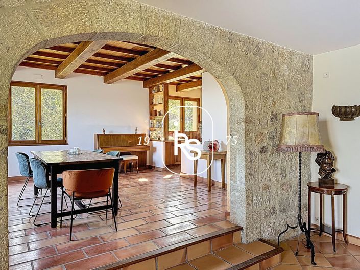 Image No.4-5 Bed House for sale