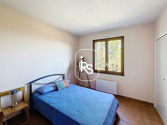 Image No.9-5 Bed House for sale