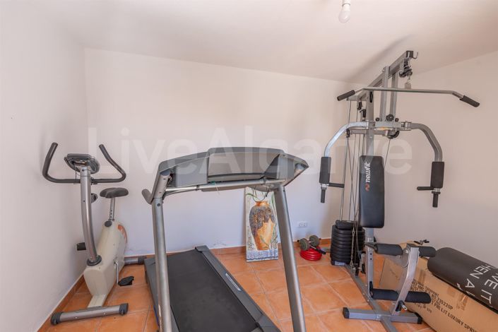 Image No.35-3 Bed House for sale