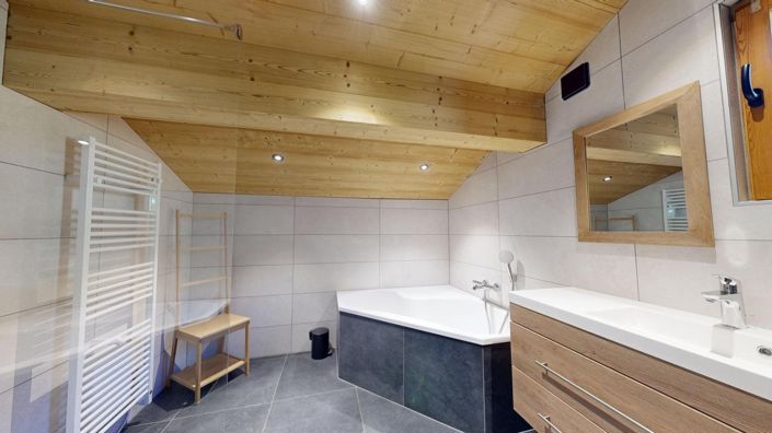 Image No.16-Propriété de 6 chambres à vendre à Chatel