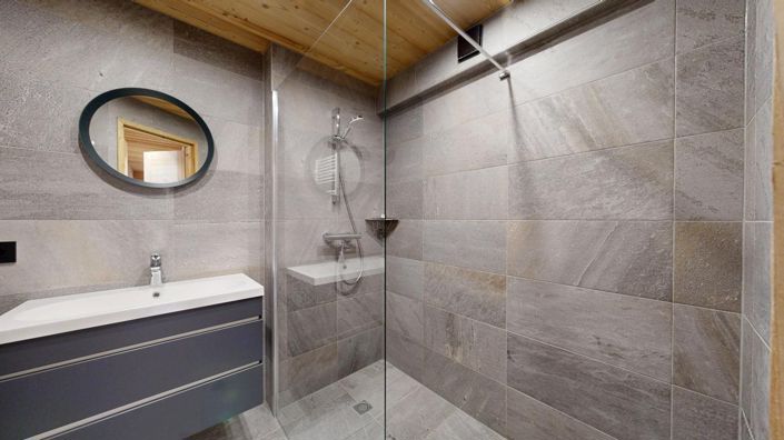 Image No.24-Propriété de 6 chambres à vendre à Chatel