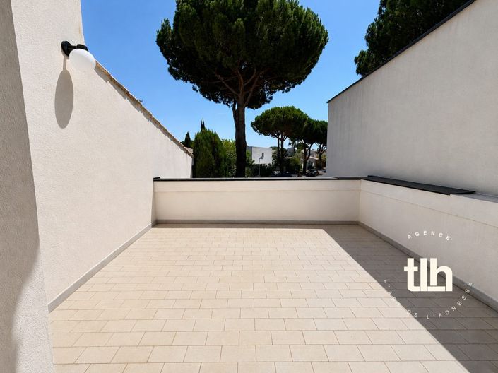 Image No.19-4 Bed House for sale