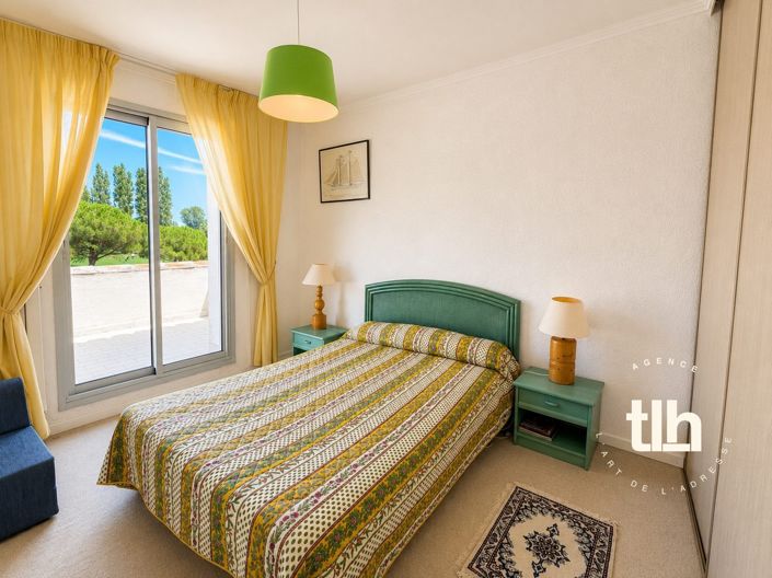 Image No.21-4 Bed House for sale