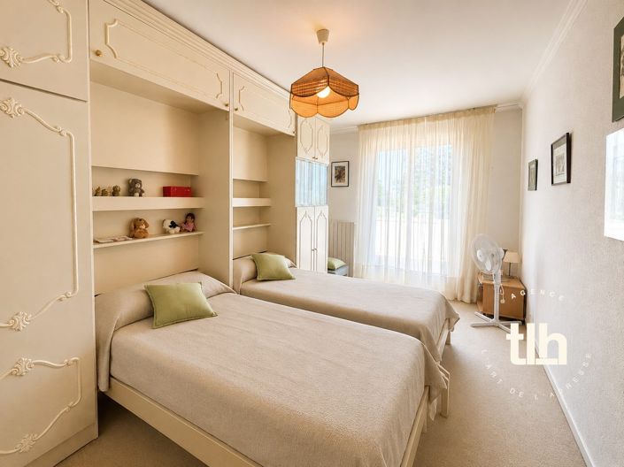 Image No.22-4 Bed House for sale