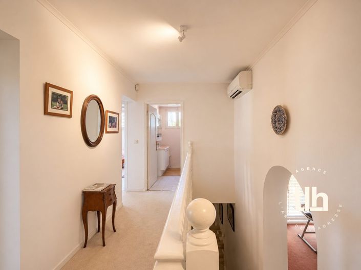 Image No.25-4 Bed House for sale