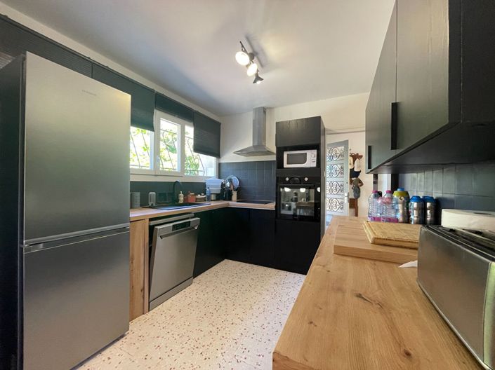 Image No.5-4 Bed House for sale