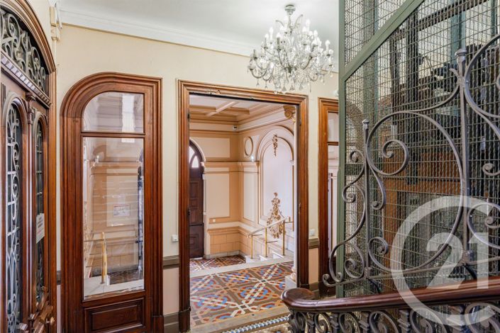 Image No.5-11 Bed Apartment for sale