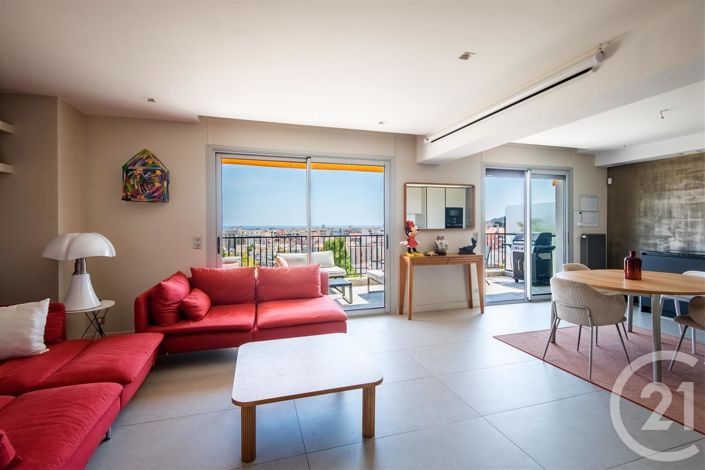 Image No.12-3 Bed Apartment for sale