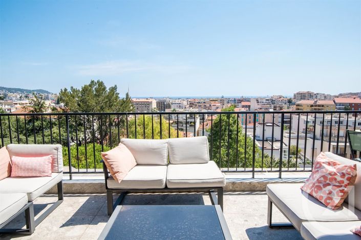 Image No.14-3 Bed Apartment for sale