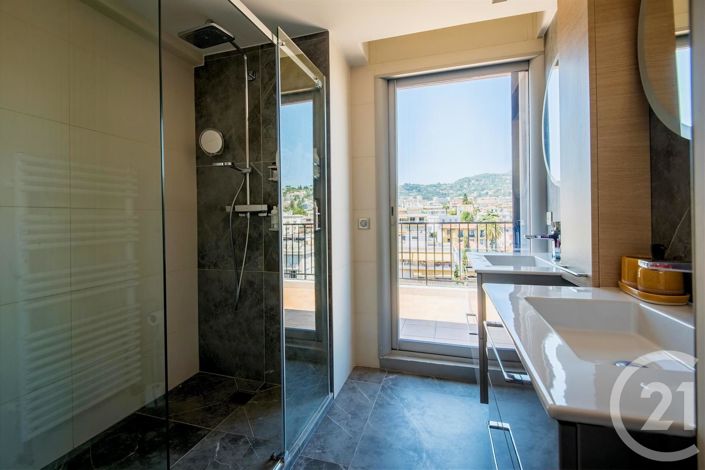 Image No.17-3 Bed Apartment for sale