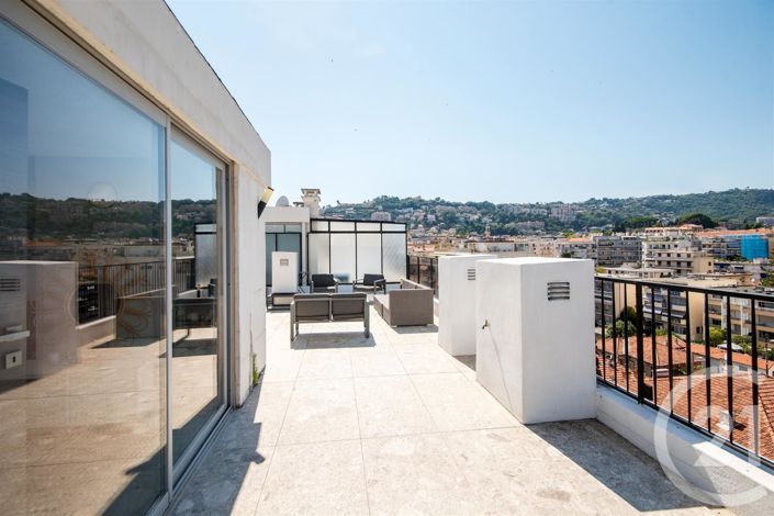 Image No.7-3 Bed Apartment for sale