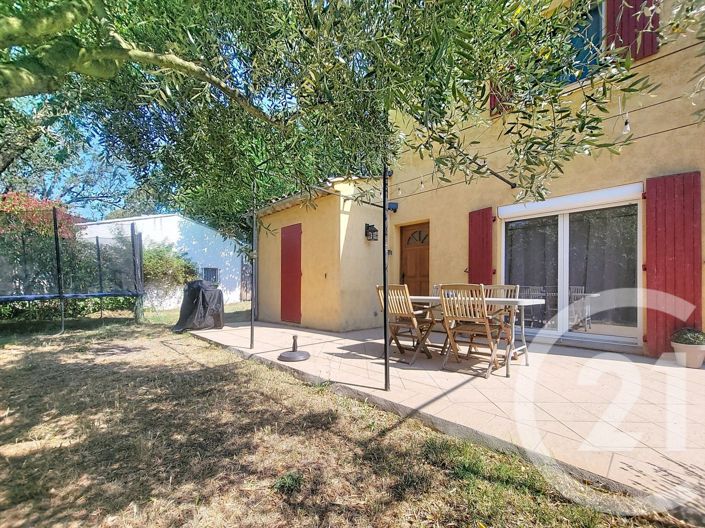 Image No.10-3 Bed House for sale