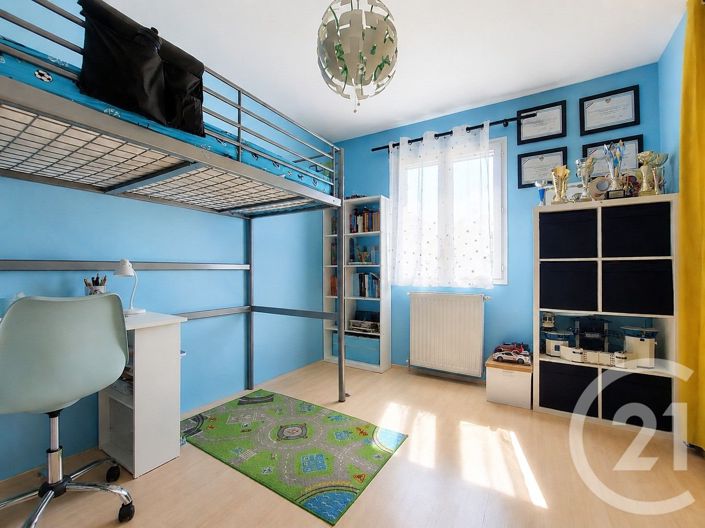 Image No.7-3 Bed House for sale