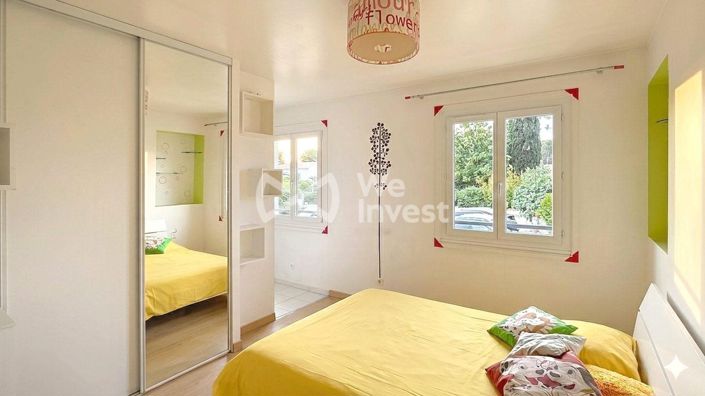 Image No.7-6 Bed House for sale