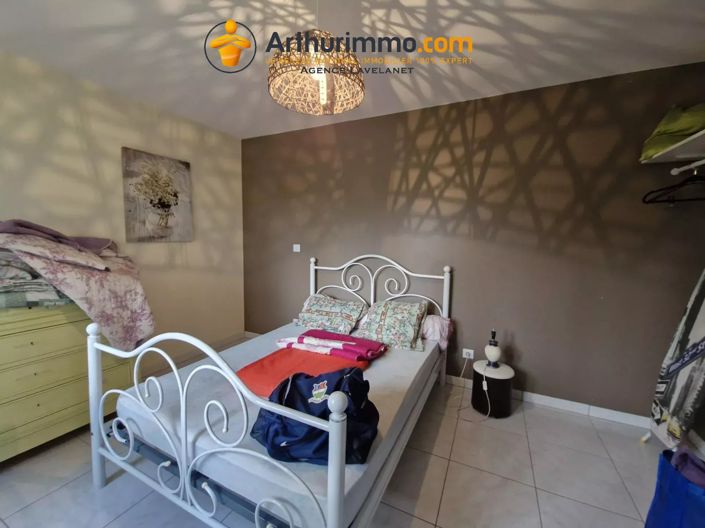 Image No.20-4 Bed House for sale