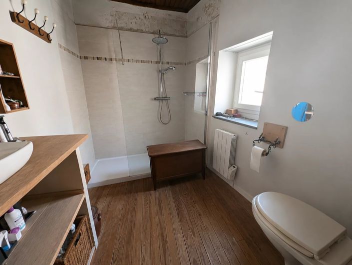 Image No.11-2 Bed House for sale