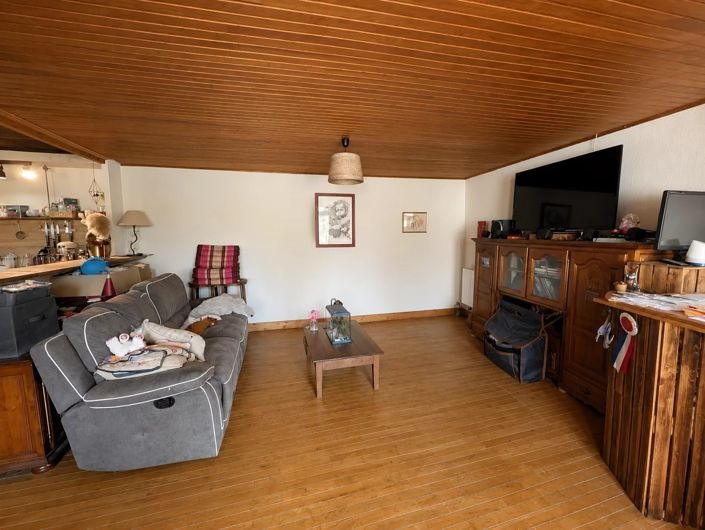 Image No.7-2 Bed House for sale