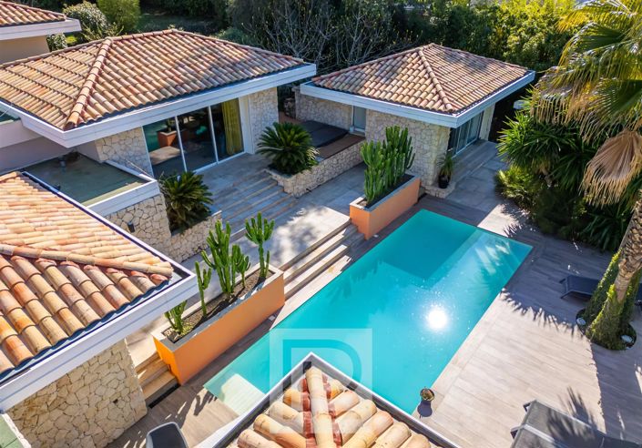 Image No.4-4 Bed House for sale