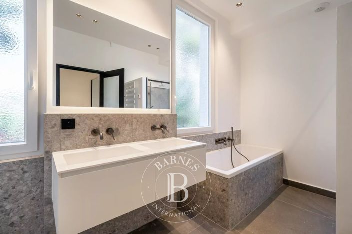 Image No.4-4 Bed Apartment for sale