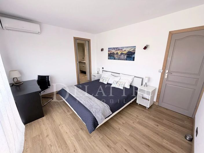 Image No.9-3 Bed Apartment for sale