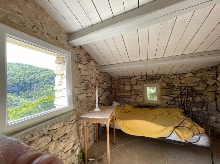 Image No.23-2 Bed House for sale