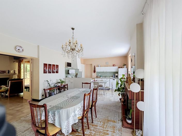 Image No.6-2 Bed House for sale