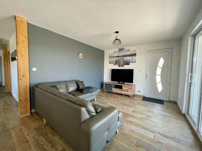 Image No.4-2 Bed House for sale