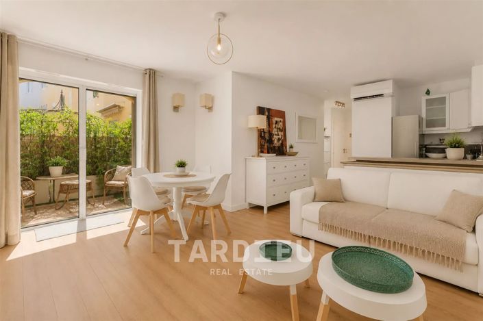 Image No.2-Appartement de 1 chambre à vendre à Saint-Tropez