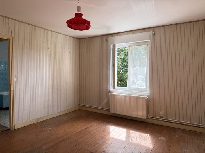 Image No.10-3 Bed House for sale